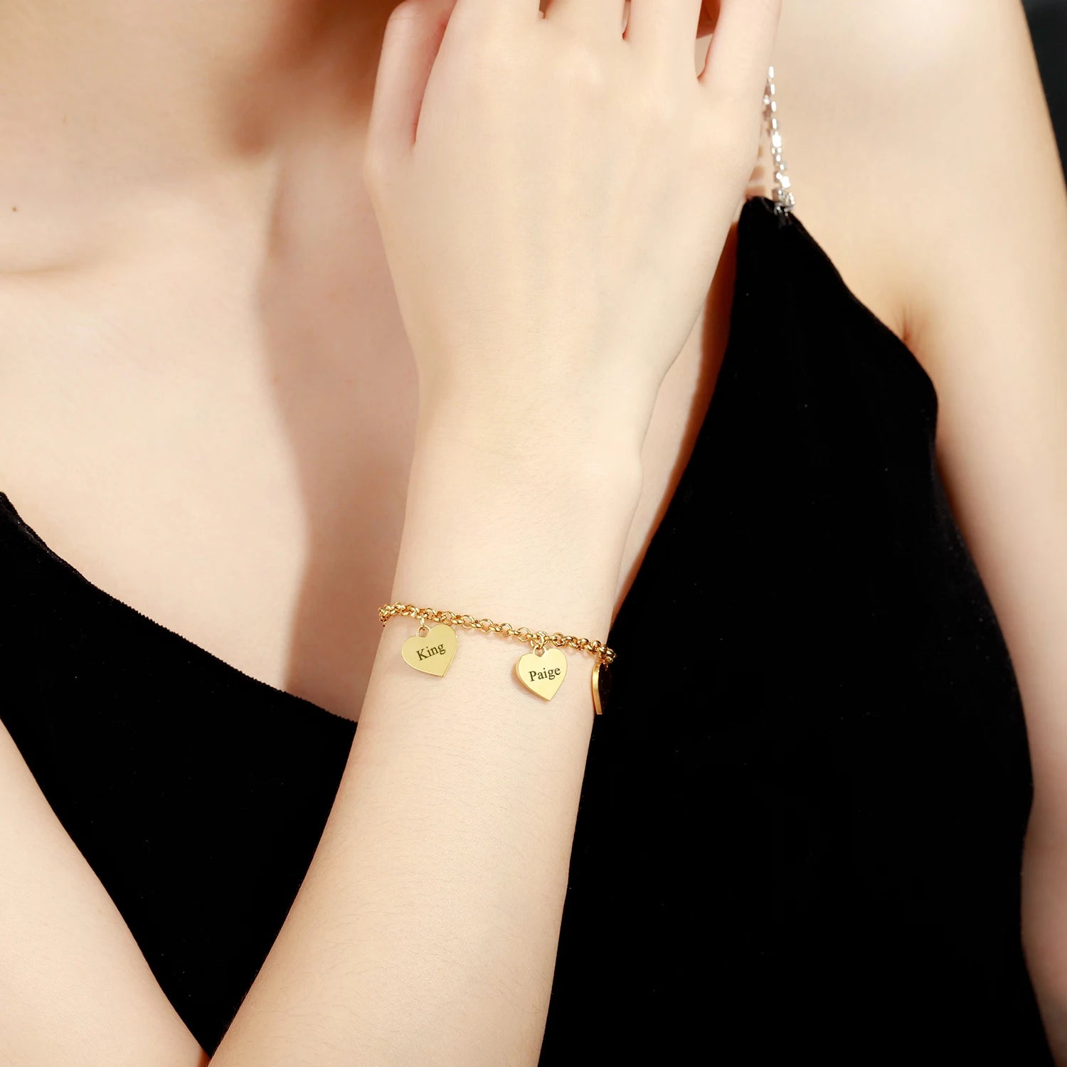 Gold Heart Charm Bracelet – Personalized Engraved Pendant Gift for Her - Image 2