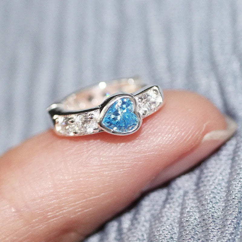 1pc Love Heart Ear Buckle – 2000s Aesthetic Y2K Opal & Zircon Hoop Earring - Image 3