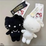 Hello Kitty 50th Anniversary Keychain – Kawaii Anime Bag Pendant for Girls & Gifts